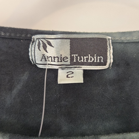 2 - Annie Turbin Polka Dot Top - Picture 3 of 3